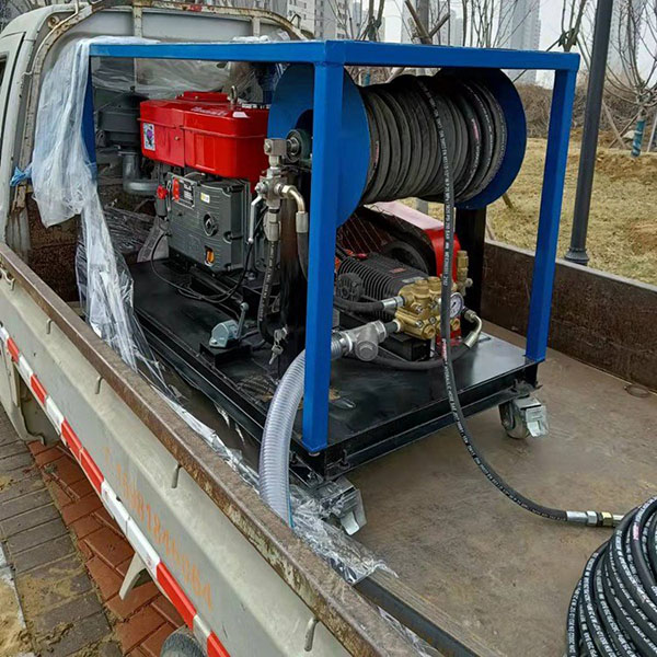 水泥廠高壓下水管道疏通機使用現場